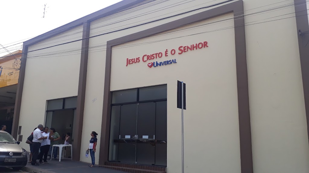 Fachada de Igreja Universal