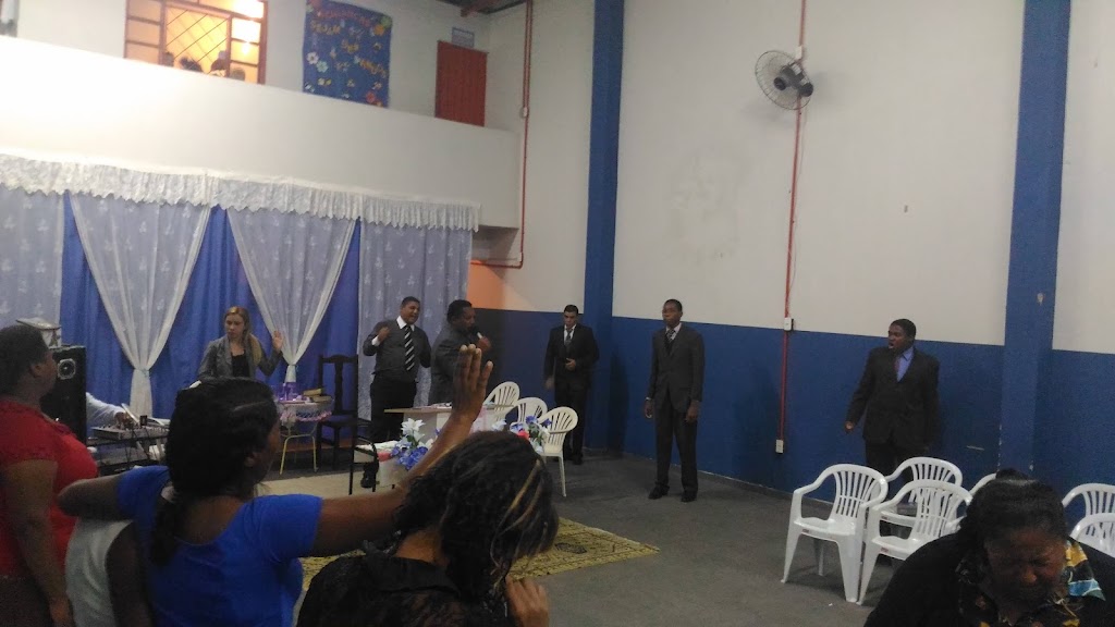 Fachada de Assembleia De Deus Alfa E Omega Ministerio Bauru