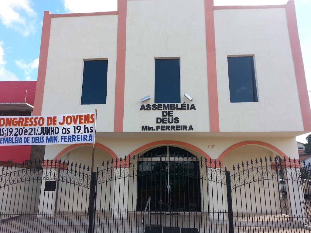 Fachada de Assembléia de Deus Min. Ferreira