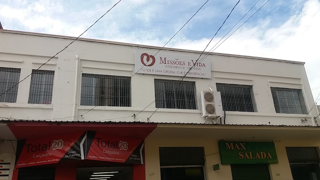 Fachada de Igreja Assembléia de Deus Missões e Vida