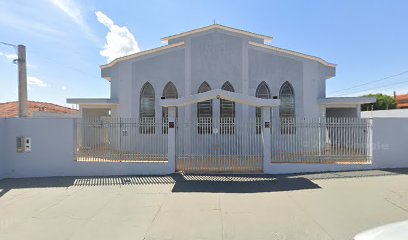 Fachada de Congregação Cristã no Brasil