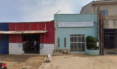 Fachada de 1a Quadrangular Família Global