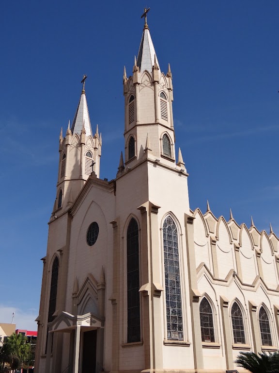 Fachada de Diocese de Ourinhos