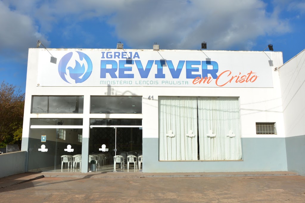 Fachada de Igreja Reviver em Cristo