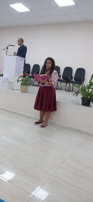Fachada de Igreja Pentecostal Deus é Amor Sede Estadual - Itapeva