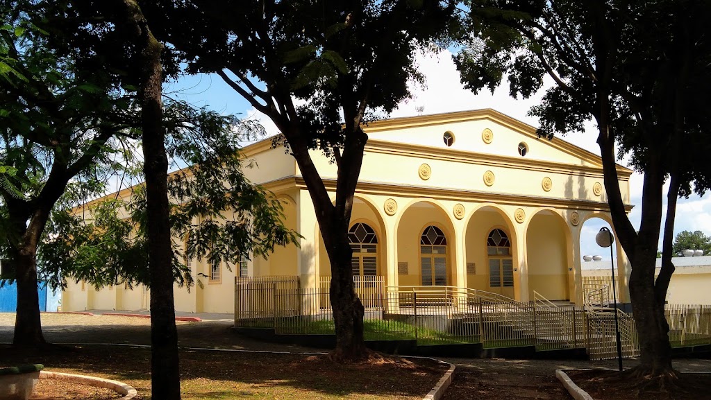 Fachada de Mitra Diocesana de Itapeva Paróquia de São Roque