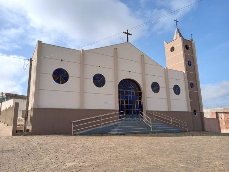 Fachada de Matriz São João Paulo II