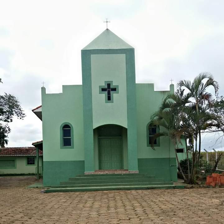 Fachada de Igreja Santo Antônio- Bairro Machadinho