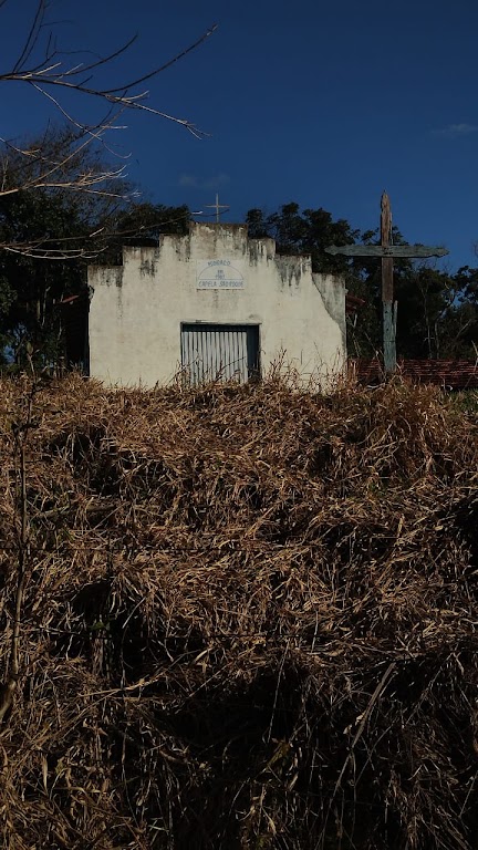 Fachada de Capela do Bairro da Covoada