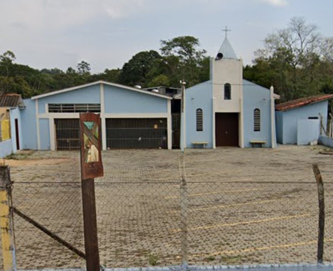 Fachada de Igreja Nossa Senhora Aparecida, bairro Guararema.