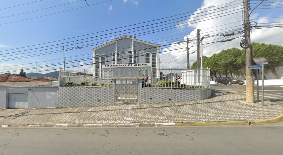 Fachada de Congregação Cristã no Brasil - Central de Miracatu