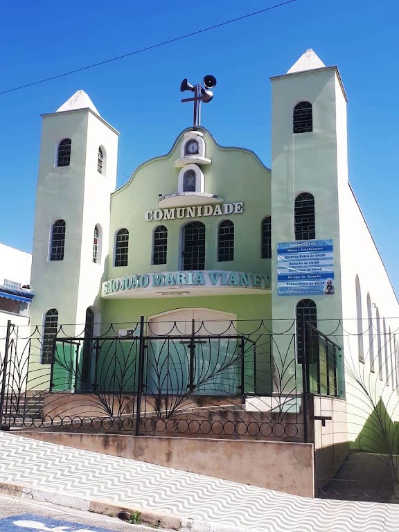 Fachada de Comunidade Cura D’ars