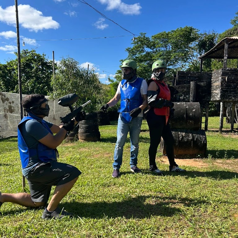 Fachada de Arena Paintball Piraporão