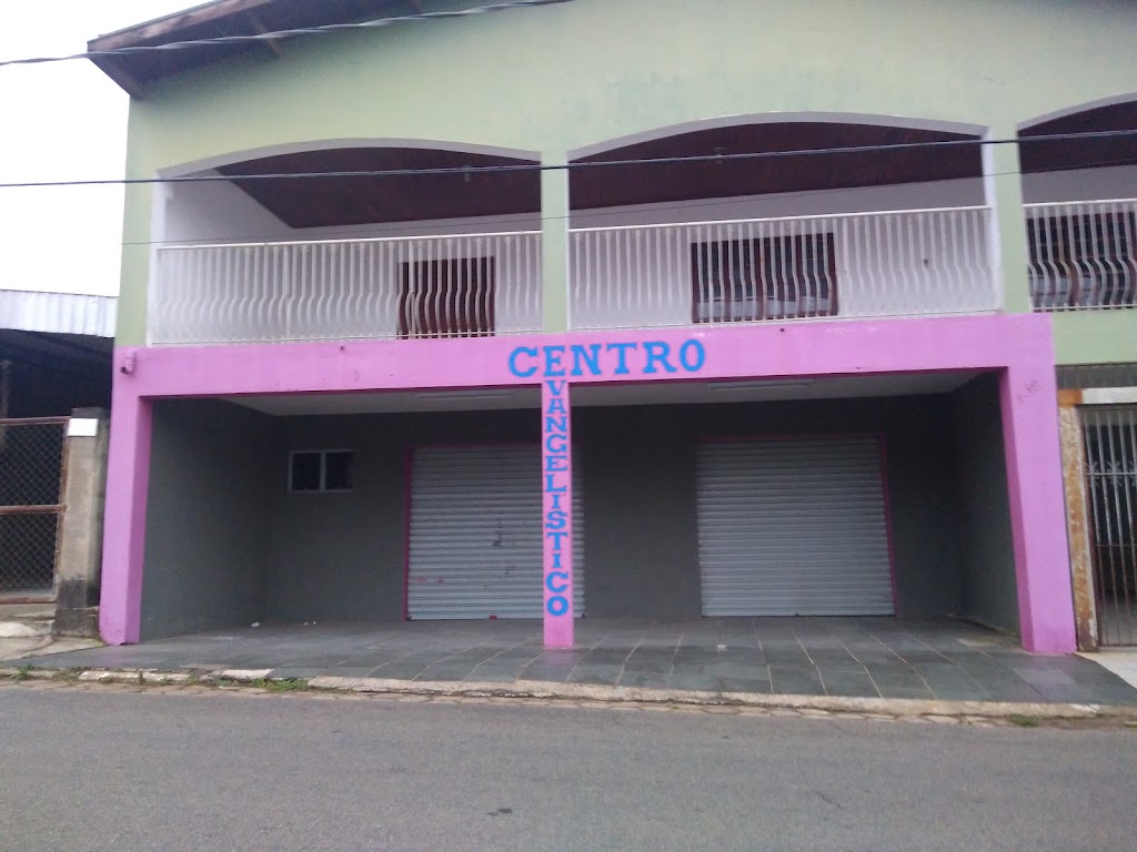 Fachada de Centro de Evangelização