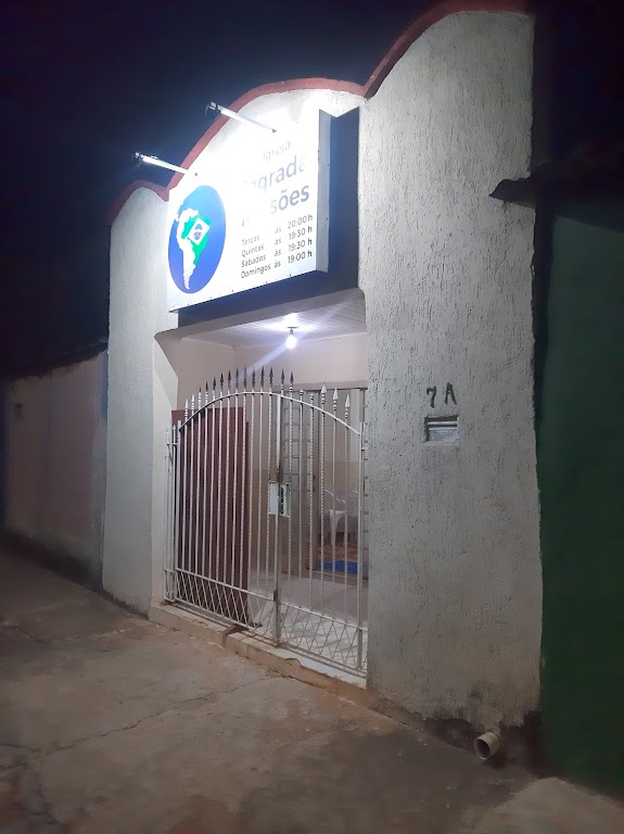 Fachada de Igreja Evangélica Sagradas Missões Do Brasil