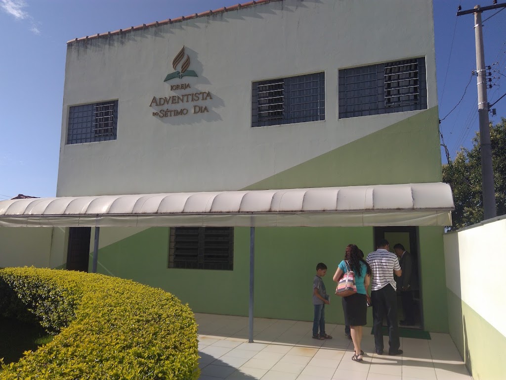 Fachada de Igreja Adventista do Sétimo Dia