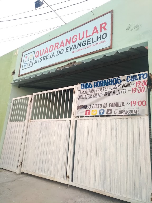 Fachada de Igreja do Evangelho Quadrangular - Jd. Rodrigo