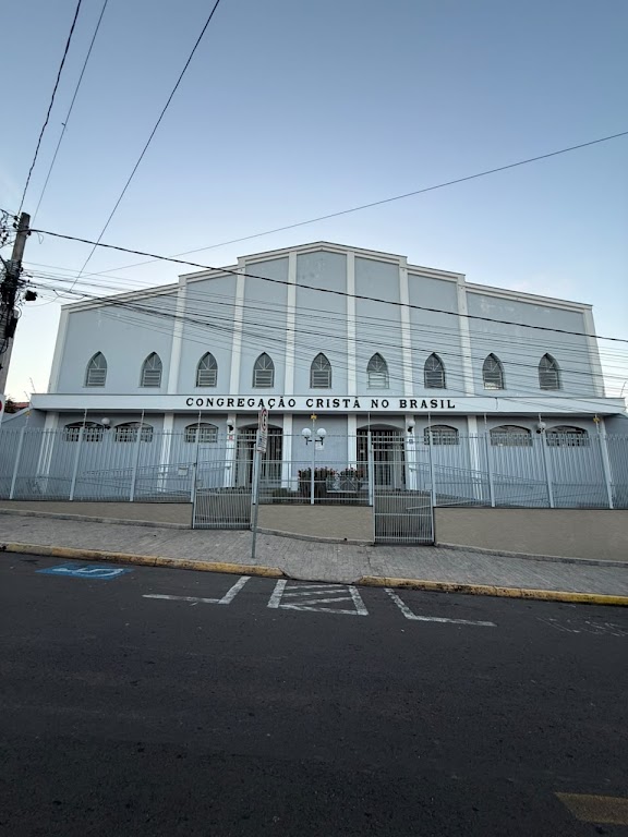 Fachada de CCB - Congregação Cristã no Brasil - Parque Esmeralda