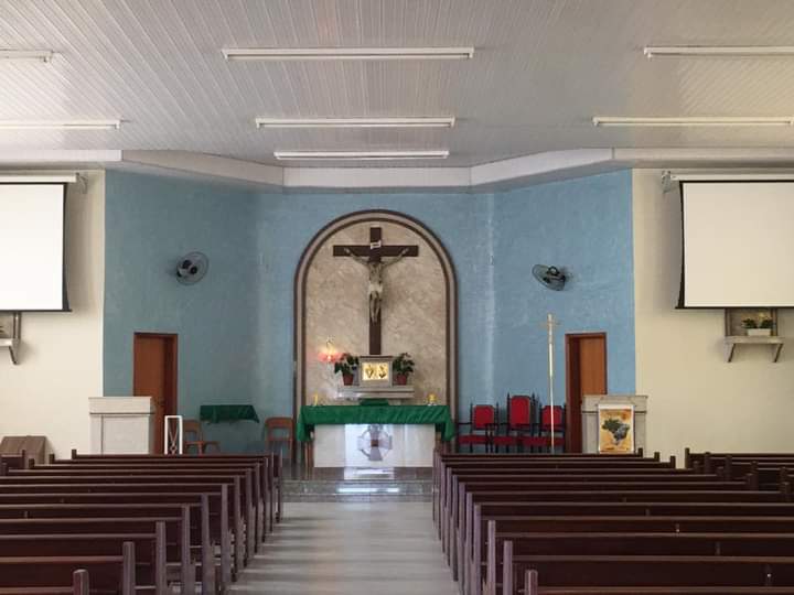 Fachada de Paróquia Nossa Senhora Aparecida
