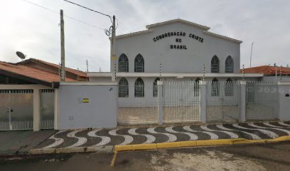 Fachada de Congregação Cristã no Brasil (Ccb)