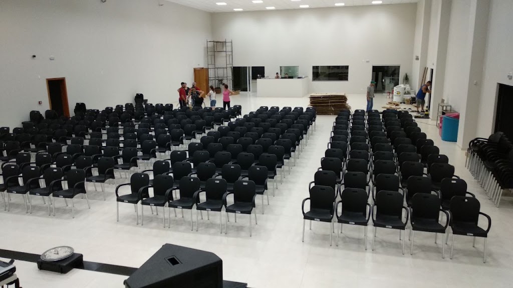 Fachada de Igreja do Nazareno - Jardim Elite