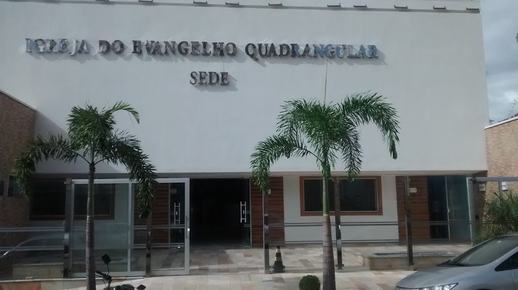 Fachada de Igreja do Evangelho Quadrangular - Sede