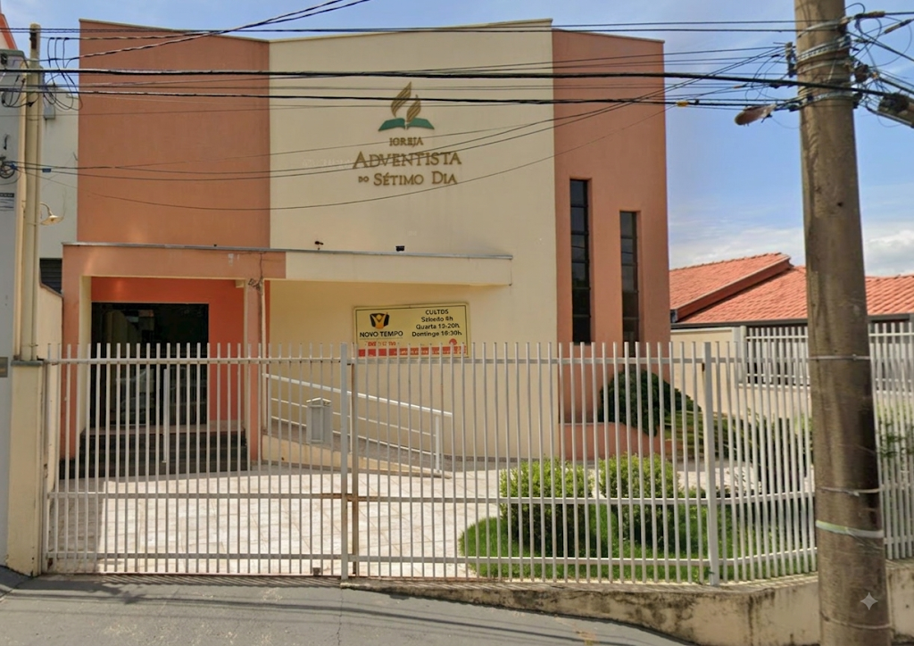 Fachada de Igreja Adventista do Sétimo Dia