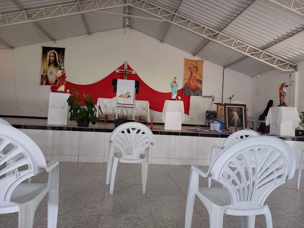 Fachada de Comunidade Deus É Bom