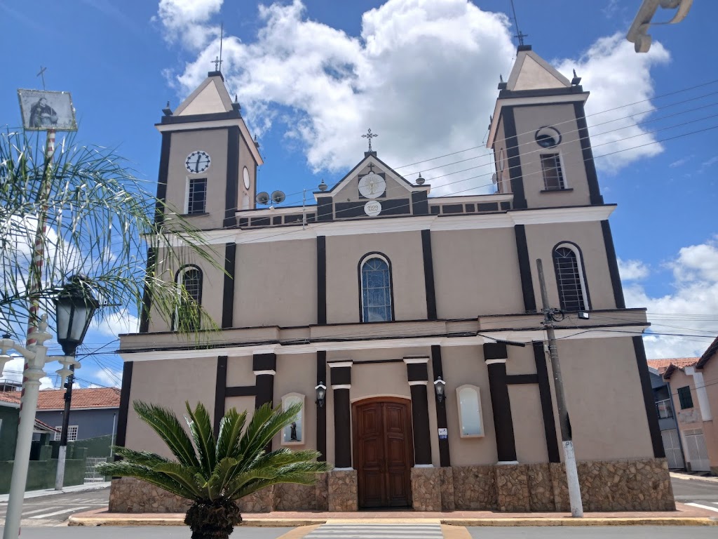 Fachada de Paróquia Santo Antônio
