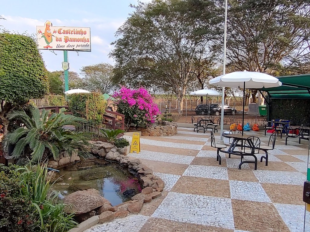Fachada de Restaurante Castelinho