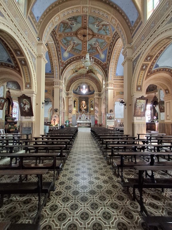 Fachada de Santuário Nossa Senhora de Lourdes