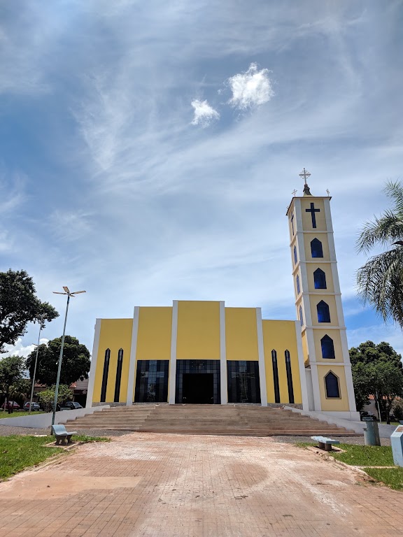 Fachada de Paróquia Santa Cruz
