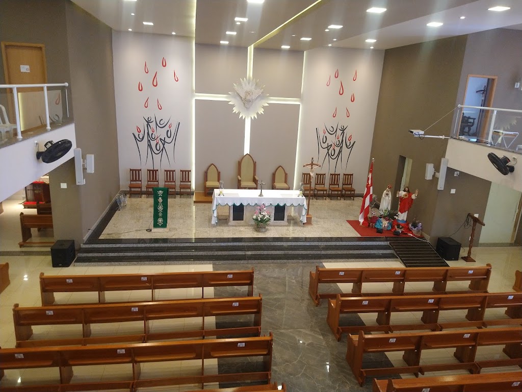 Fachada de Paróquia Divino Espírito Santo