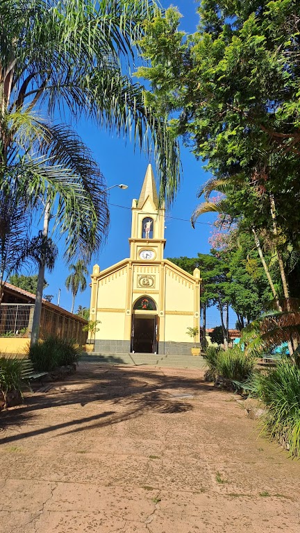 Fachada de Paróquia São Sebastião e Santa Efigênia