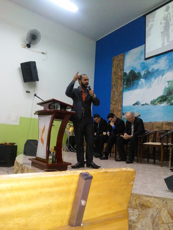 Fachada de Assembleia de Deus - Ministério Madureira