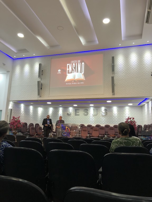 Fachada de Igreja Evangélica Assembleia de Deus Ministério do Belém em Pirassununga