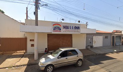 Fachada de Igreja Pentecostal Deus É Amor