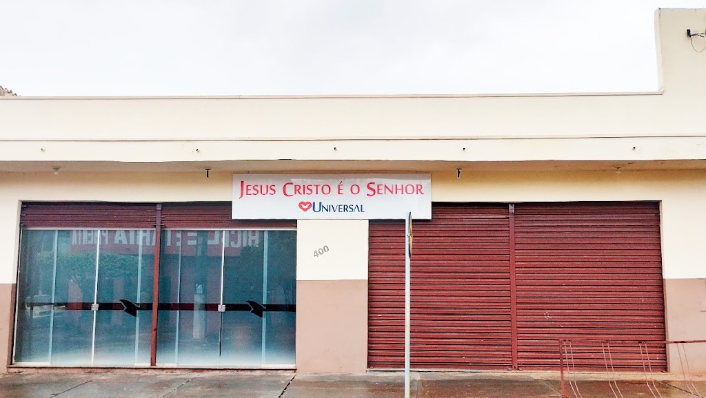 Fachada de Igreja Universal