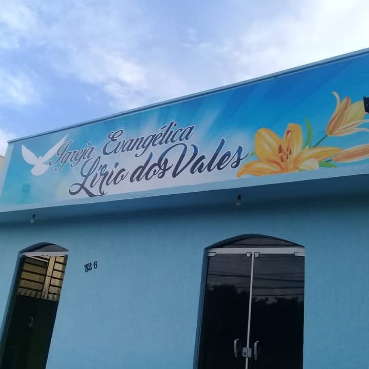Fachada de Igreja Evangélica Lirio dos Vales
