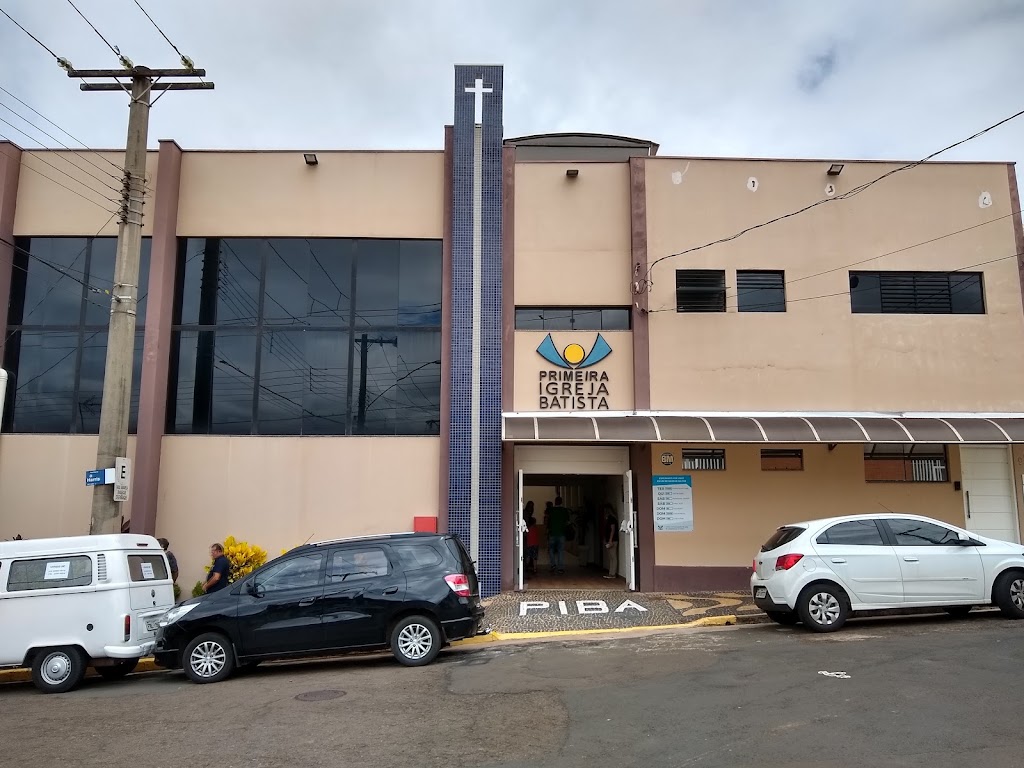 Fachada de Primeira Igreja Batista de Araras - PIB Araras