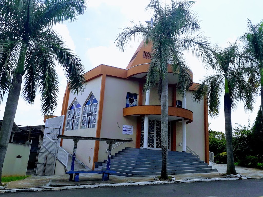 Fachada de Paróquia Sagrado Coração de Jesus