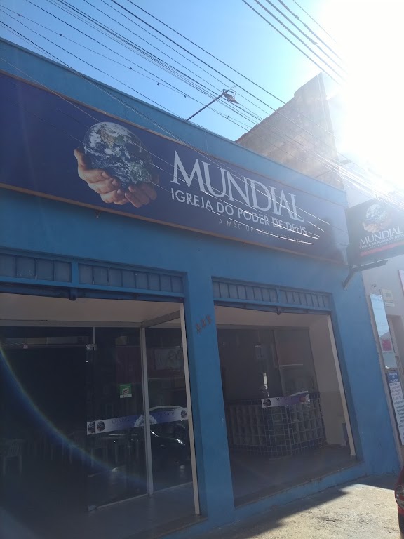 Fachada de Igreja Mundial do Poder de Deus