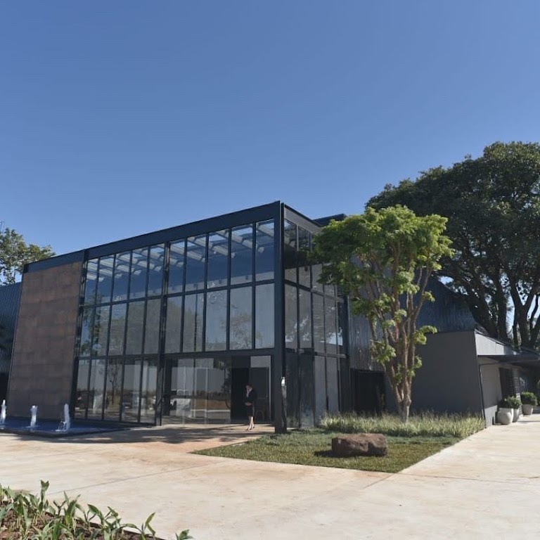 Fachada de Comunidade Evangélica Filadélfia de Limeira
