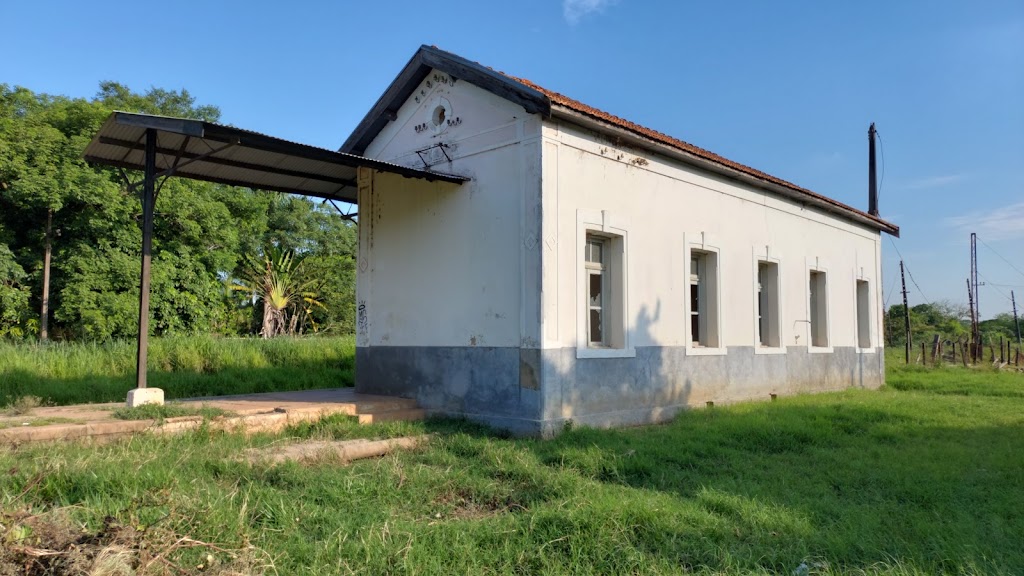 Fachada de Antiga Estação Ferroviária do Bairro do Tatu