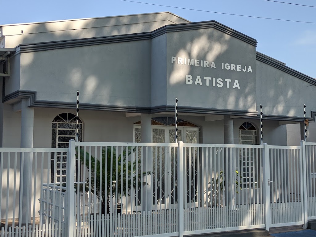 Fachada de Primeira Igreja Batista em Artur Nogueira