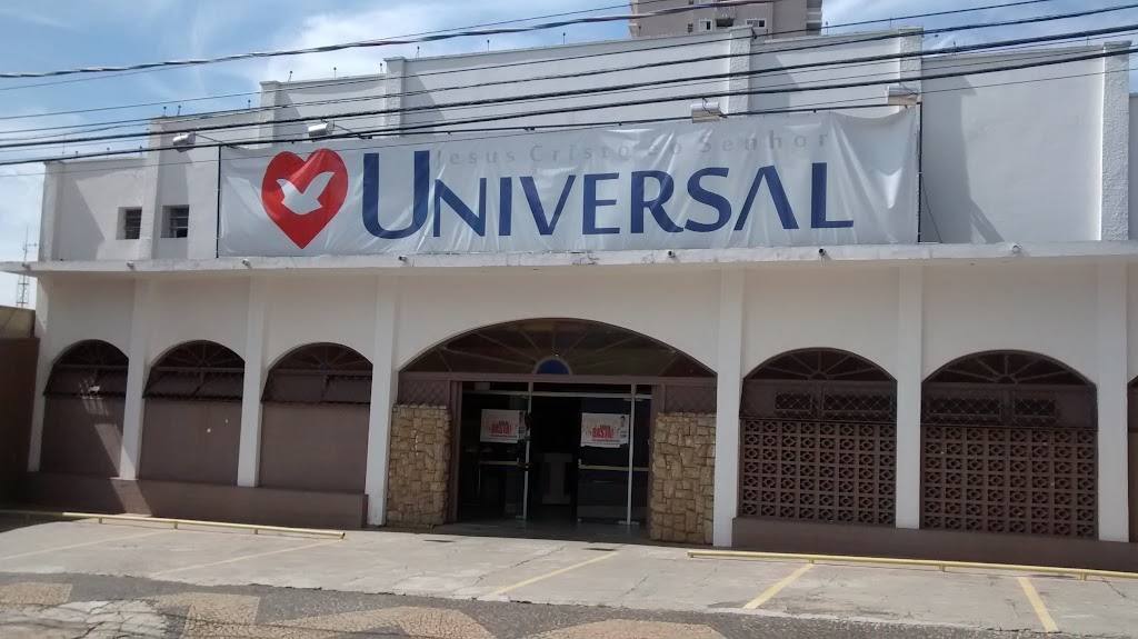 Fachada de Igreja Universal do Reino de Deus