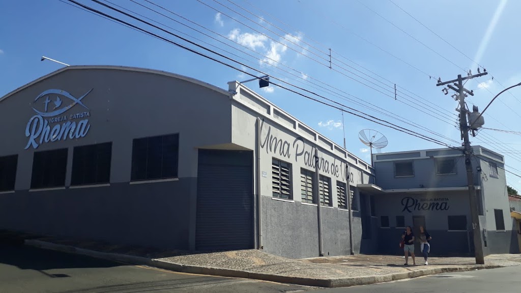 Fachada de Igreja Apostólica Rhema