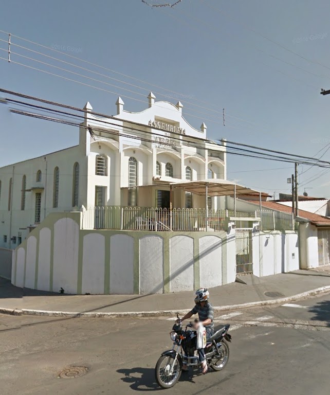 Fachada de Assembleia de Deus Jd: das Laranjeiras