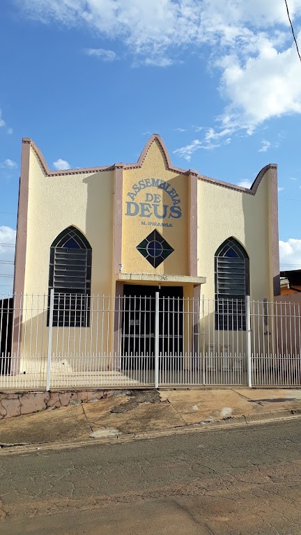 Fachada de Assembleia de DEUS