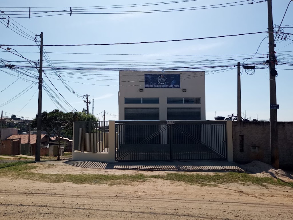 Fachada de Mefre Ministerio Evangélico Frutos do Rei Eterno